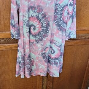 Honeyme Pink and Gray Tie-Dye Top